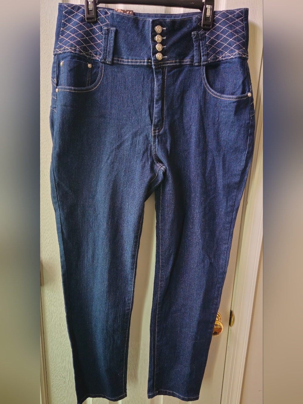 NWT - Diamante Dark Wash High Waist Straight Leg Jeans - Size 24